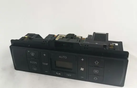 Audi A4 S4 B5 8D Climate control unit 8D0820043M