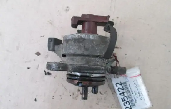 Volkswagen Polo III 6N 6N2 6NF Spark distributor 