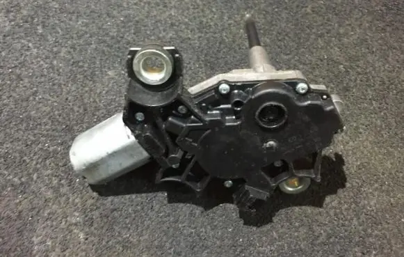 Citroen C4 I Rear window wiper motor 0390201840