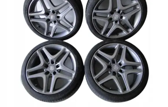 Mercedes-Benz SLK R172 R18 alloy rim A1724011702