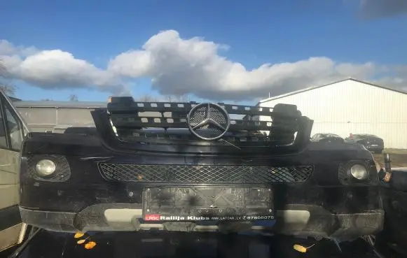 Mercedes-Benz ML W164 Front bumper A164