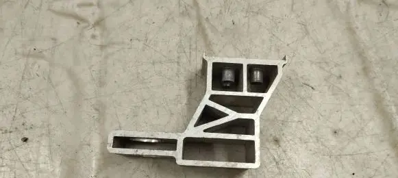 Mercedes-Benz C W205 Radiator mount bracket A2135010620