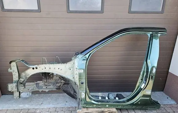 Toyota Highlander XU70 Front quarter panel 