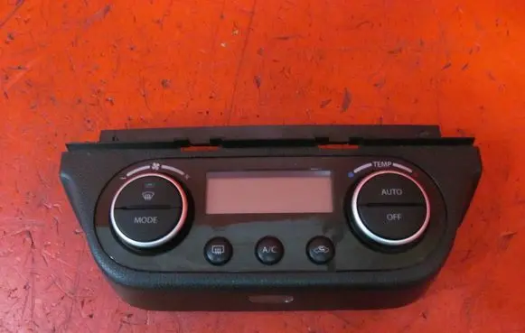 Suzuki Swift I Other switches/knobs/shifts 3951062J50