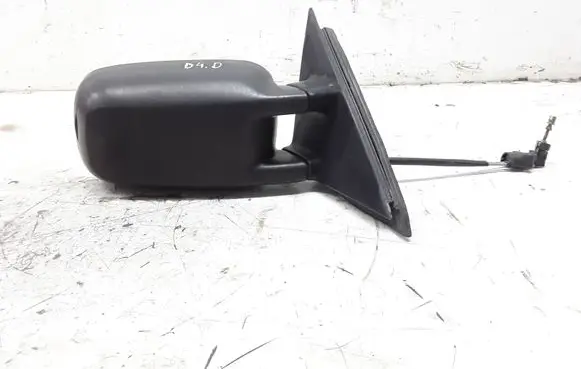 Volkswagen PASSAT B4 Manual wing mirror E10017300