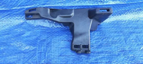 Mercedes-Benz E C207 W207 Front bumper mounting bracket A2078850716