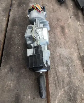 Ford Focus Ignition lock 3M513F880AD