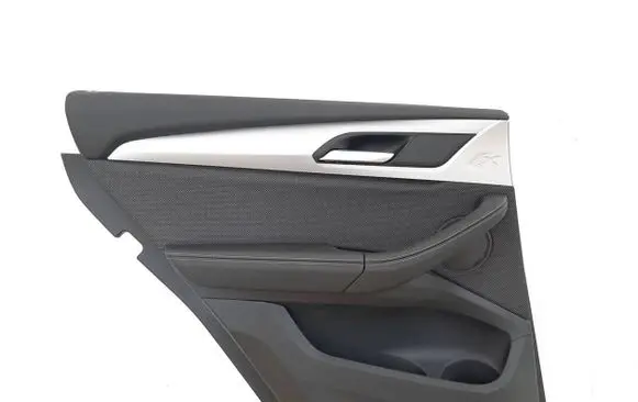 BMW X4 G02 Rear door card panel trim