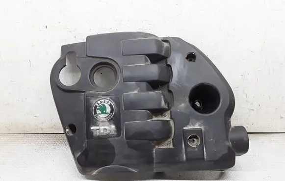 Engine cover (trim)