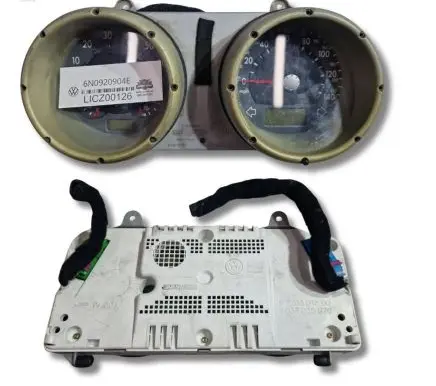 Volkswagen Polo Speedometer (instrument cluster) 6N0920904E