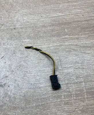 BMW 5 F10 F11 Plug wire 8377064