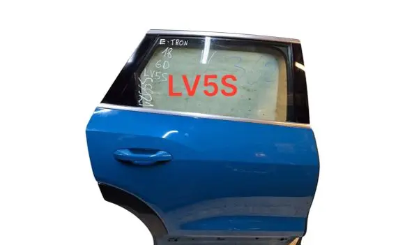 Audi e-tron Rear door