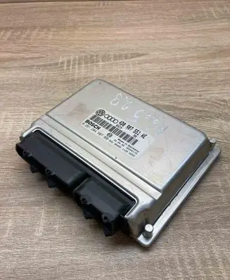 Audi A4 S4 B5 8D Engine control unit/module ECU 4D0907551AE 0261204807
