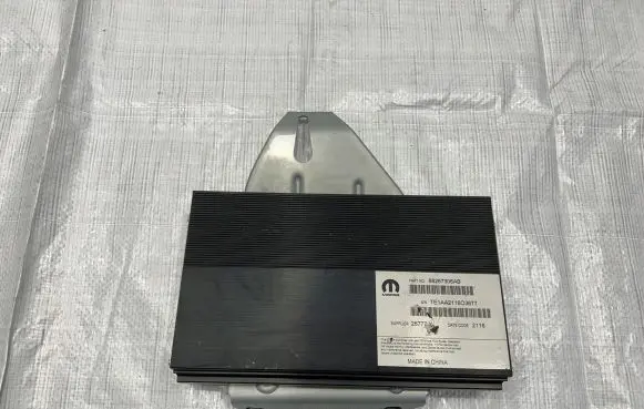 Jeep Grand Cherokee Sound amplifier 68267306AB