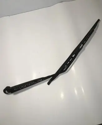Mitsubishi Pajero Sport I Rear wiper blade arm