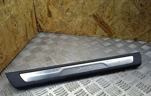Jeep Grand Cherokee Other sill/pillar trim element 1NC80DX9AB