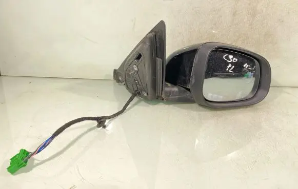 Front door electric wing mirror