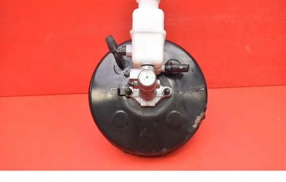 Hyundai i30 Brake booster 58500-1H000
