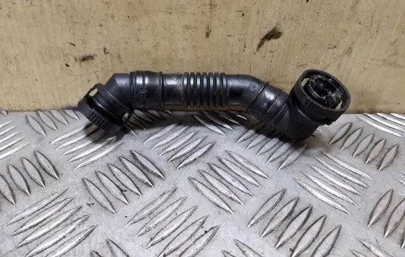 Volkswagen Touran I Breather hose/pipe 03G103493D