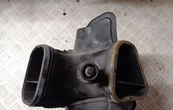 Chevrolet Cruze Air intake duct part 13337770 1054672S02 688002195