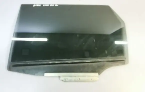 Toyota Auris E180 Rear door window glass 43R001595