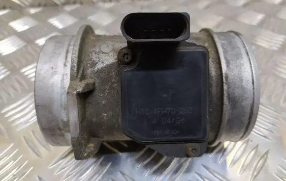 Audi A6 S6 C5 4B Mass air flow meter 059906461M