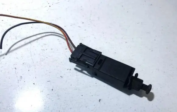 Brake pedal sensor switch