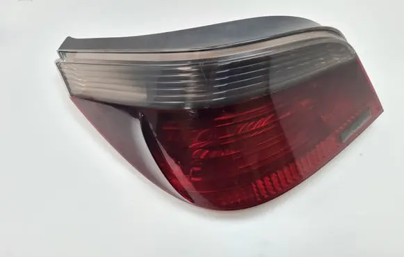 BMW 5 E60 E61 Rear/tail lights 6910767