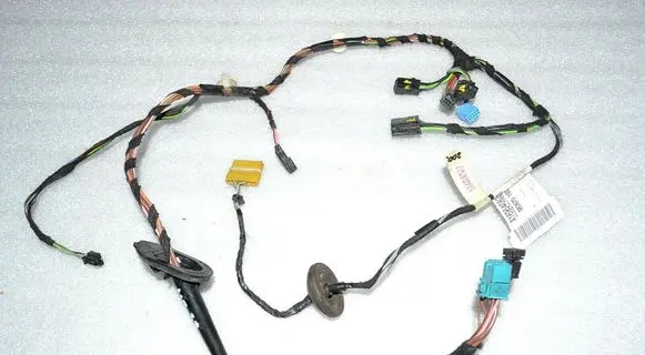 Mercedes-Benz B W245 Rear door wiring loom A1695408205