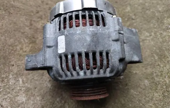 Lexus IS 200-300 Generator/alternator 2706070500