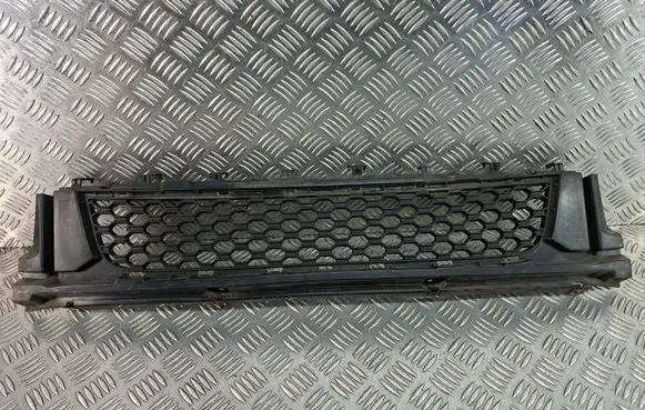 Jaguar XE Front bumper lower grill GX7M17H750AA
