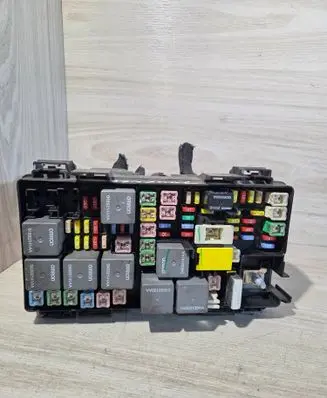 Dodge Journey Fuse box set 56049720AT 03062008