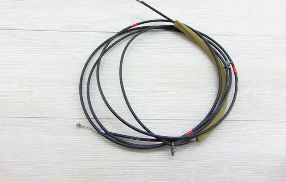 Nissan Note (E12) Fuel cap flap release cable 