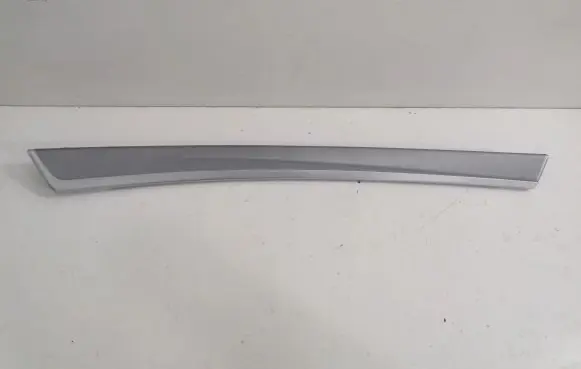 BMW 5 F10 F11 Front door card panel trim 8050164