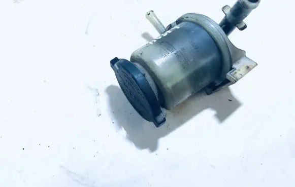 Power steering fluid tank/reservoir