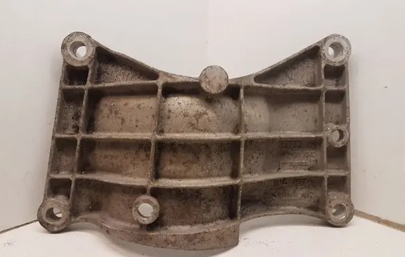 Audi A8 S8 D3 4E Gearbox mounting bracket 4E0803806D