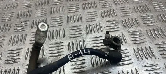 Volkswagen PASSAT B6 Positive cable (battery)