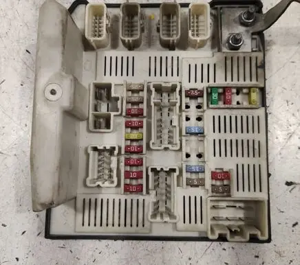 Renault Scenic II - Grand scenic II BSM Control unit 8200481866