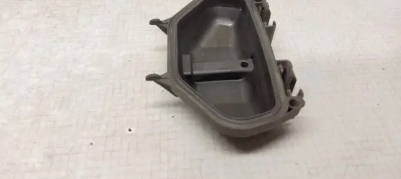 Audi A4 S4 B5 8D Headlight/headlamp dust cover 1305219063