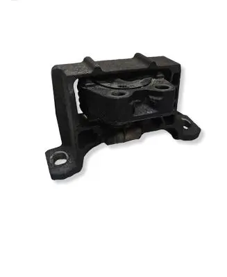 Ford Focus Engine mount bracket 