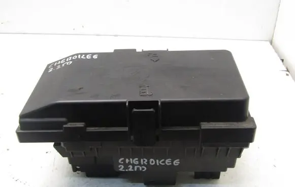 Jeep Cherokee Fuse box set 68158445AC