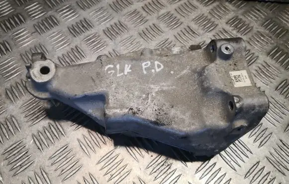 Mercedes-Benz GLK (X204) Engine mounting bracket 6512231404 A6512231404