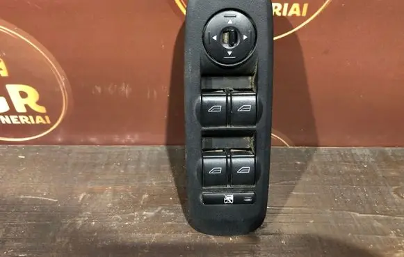 Ford S-MAX Electric window control switch 6M2T14A132AE