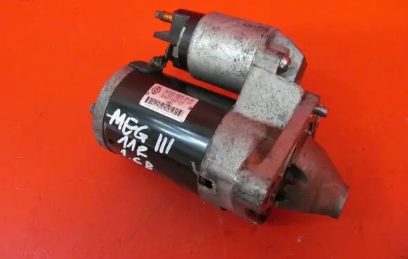 Renault Megane III Starter motor 8200665518