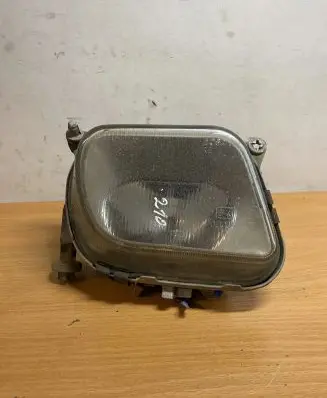 Mercedes-Benz E W210 Front fog light A2108200256 C3693