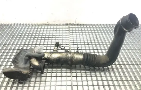 Volvo V50 Air intake hose/pipe 