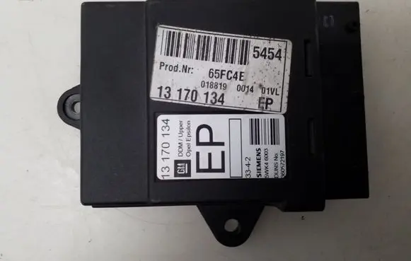 Opel Vectra C Door control unit/module 13170134