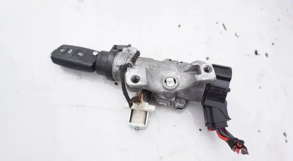Volkswagen Transporter - Caravelle T5 Ignition lock 6R0905851F