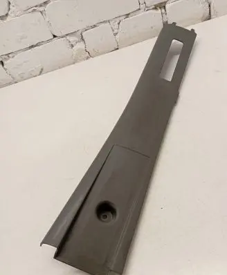 (B) pillar trim (top)