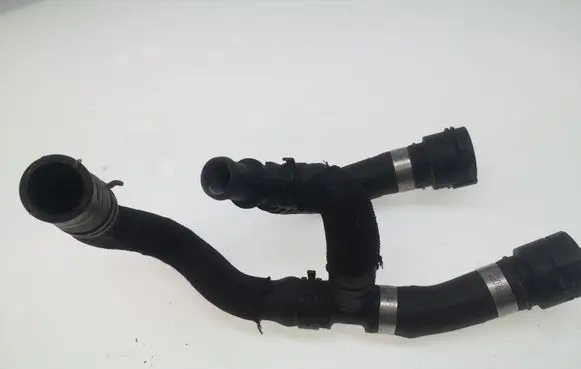 Audi A4 S4 B8 8K Engine coolant pipe/hose 8K0819334E